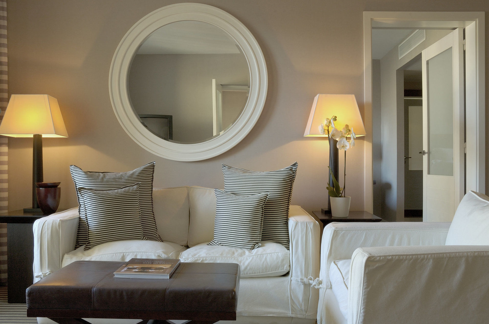 Columbus Hotel Monte-Carlo, Curio Collection By Hilton Ruang foto